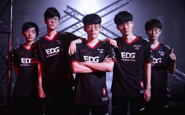 与拉扯空间 与拉扯空间